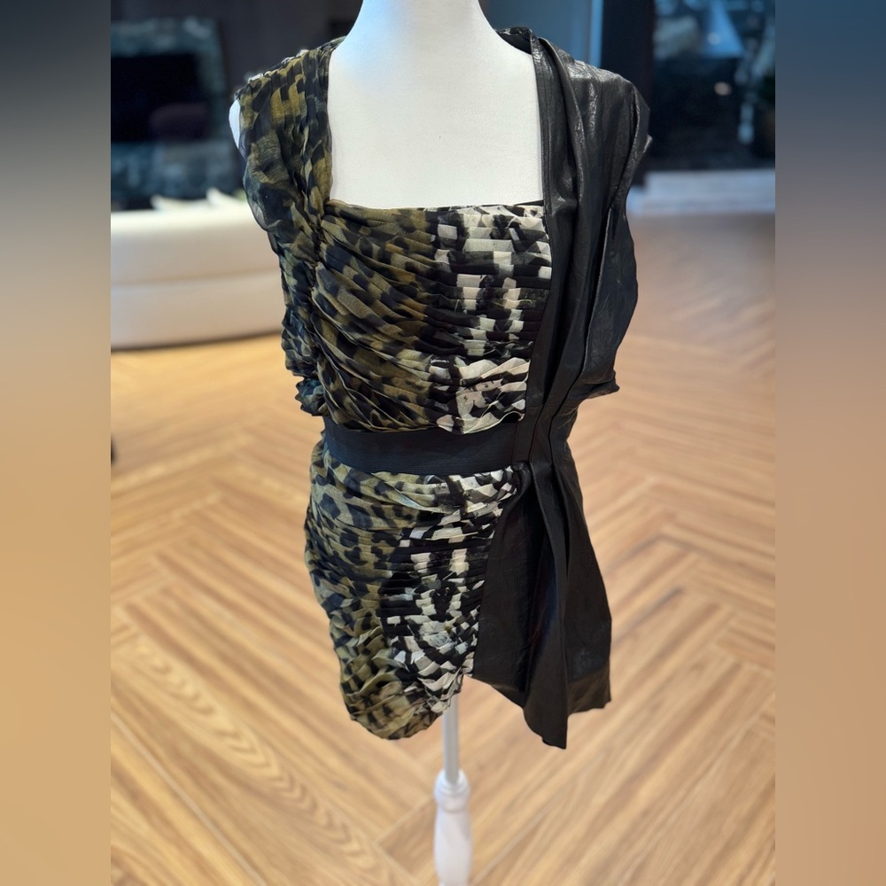 Stylish Black and Green Mini Dress